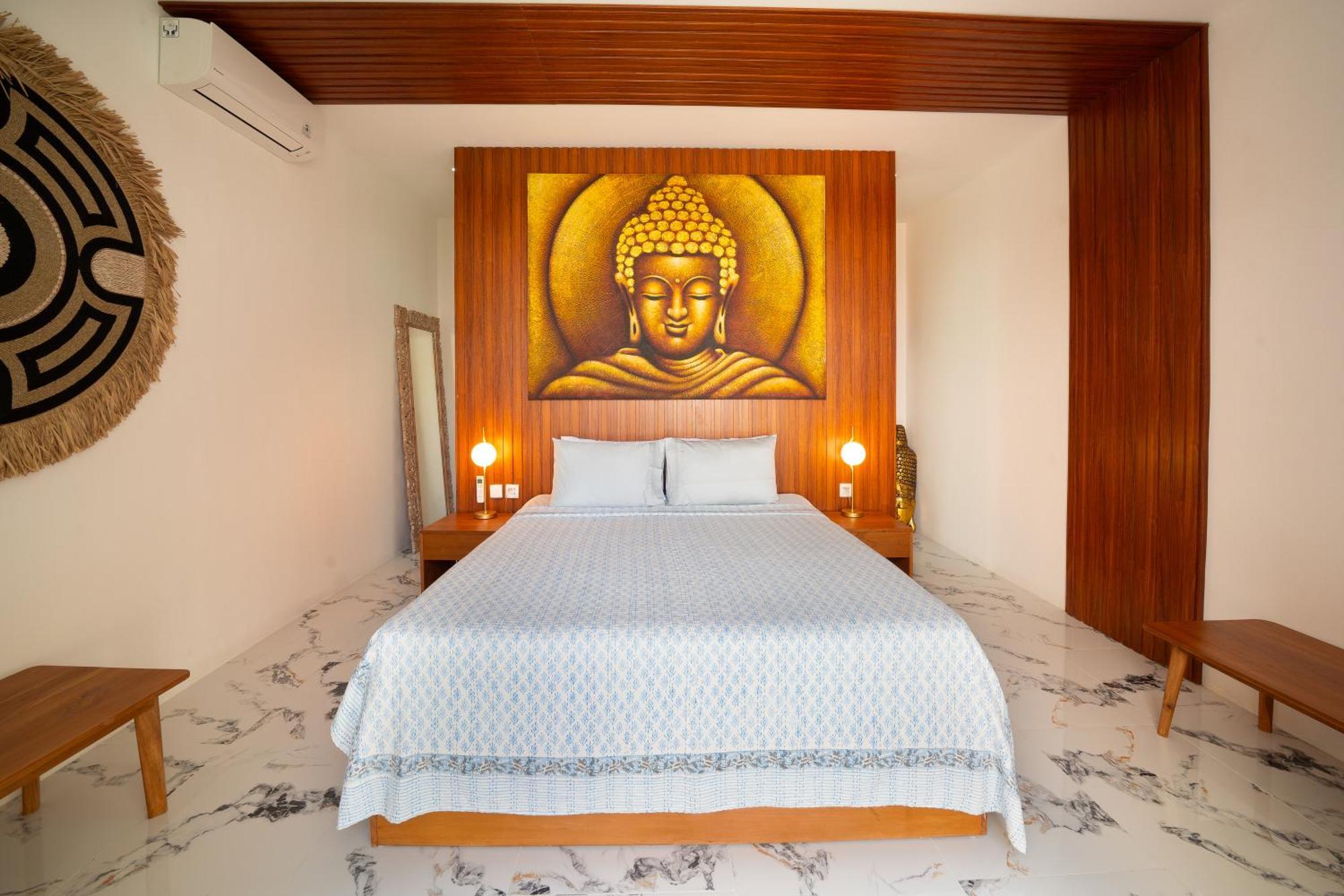 Brand New 3 Bed 2 Min Walk To Legian * Seminyak (Bali)