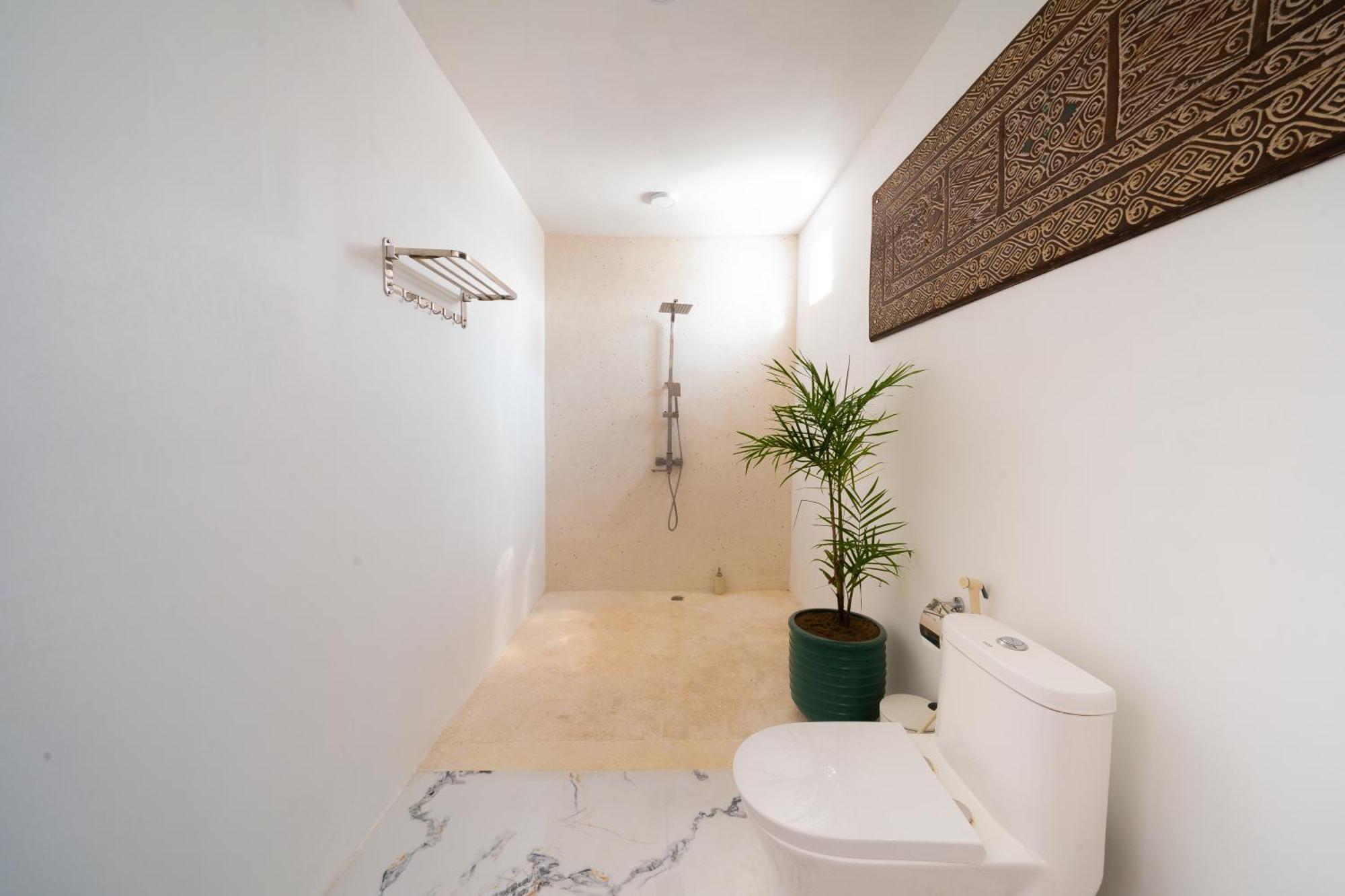 Brand New 3 Bed 2 Min Walk To Legian