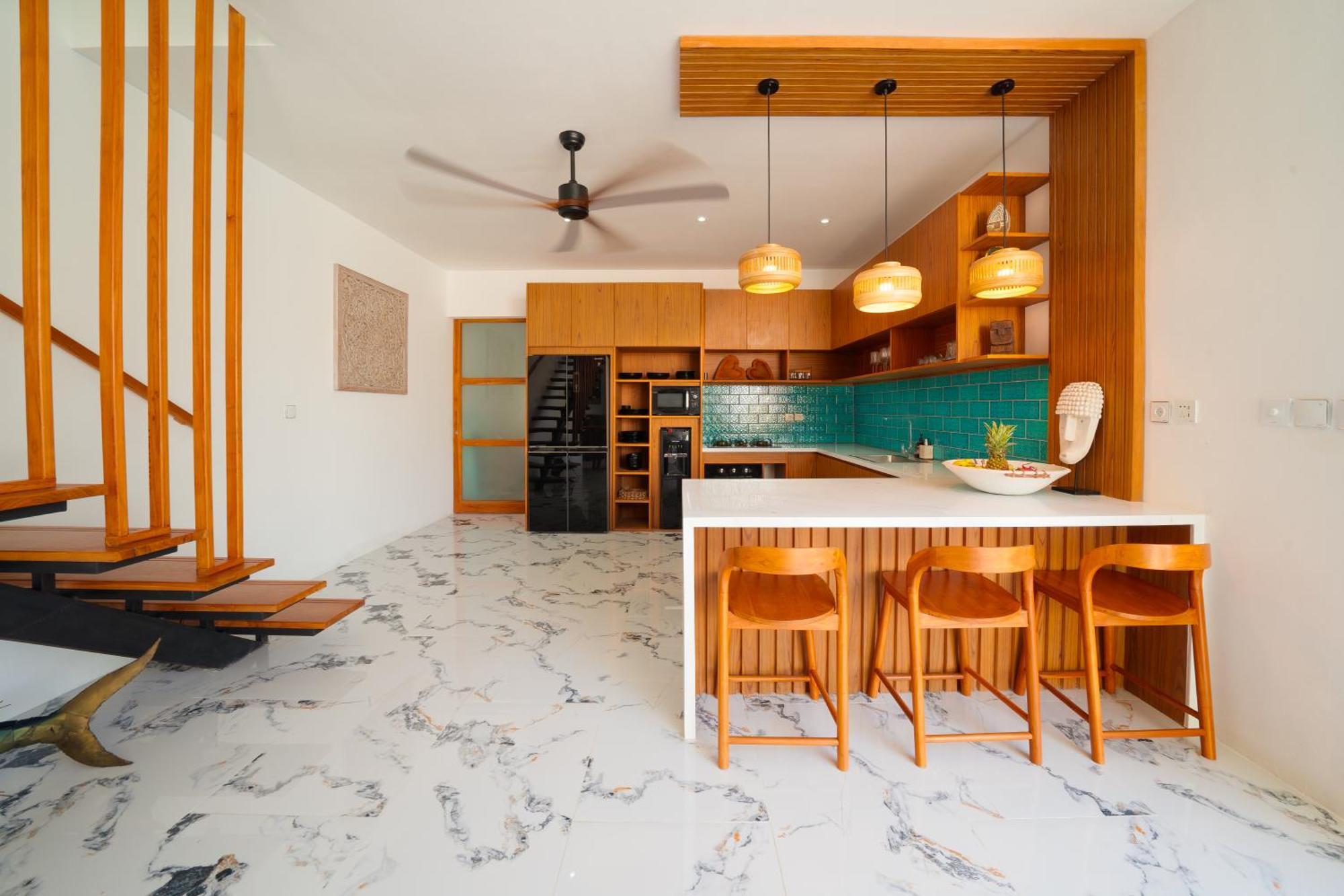 Brand New 3 Bed 2 Min Walk To Legian Seminyak (Bali)