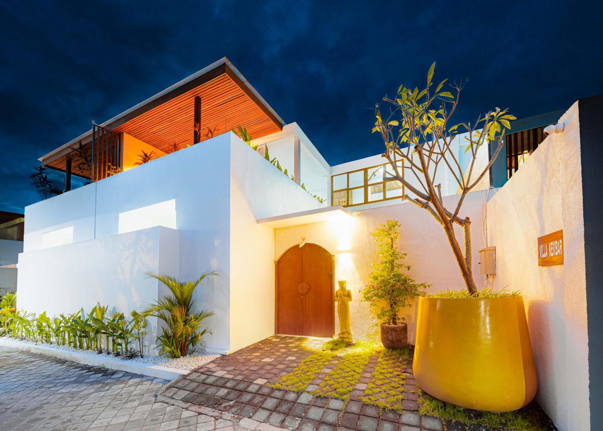 Brand New 3 Bed 2 Min Walk To Legian Villa Seminyak (Bali)